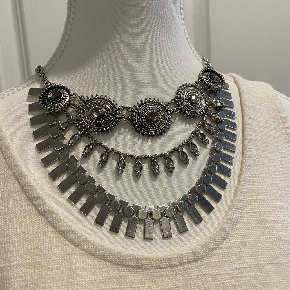 Absolute Stunner of a NECKPIECE - Vintage, Unique, I Want It…